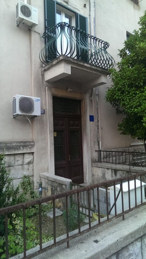 image/jpeg