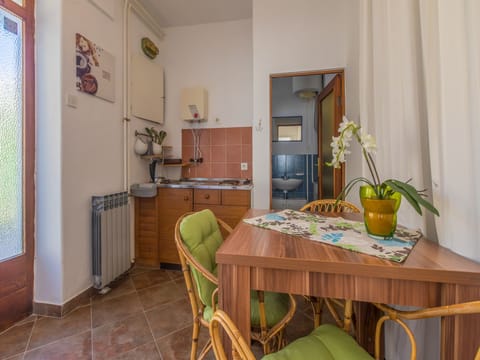 kitchen-diner