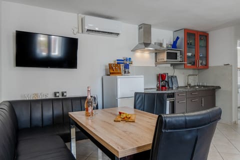 kitchen-diner