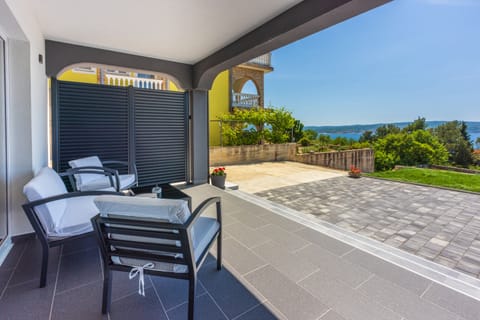 terrace
