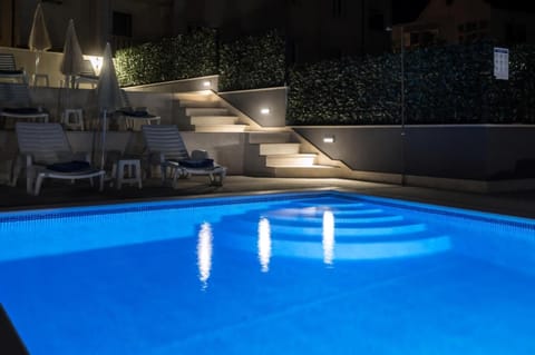 image/jpeg