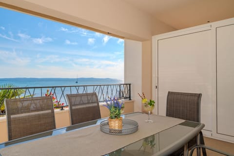 balcony-terrace