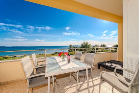 balcony-terrace