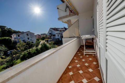 balcony-terrace