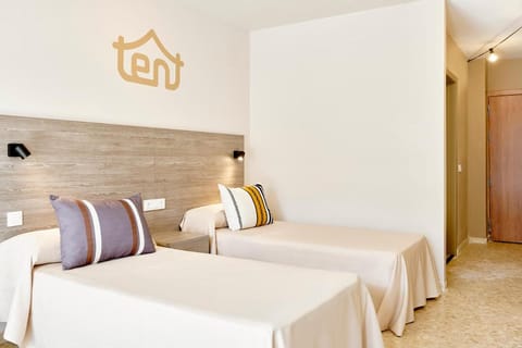 tent Torremolinos Hotel in Torremolinos