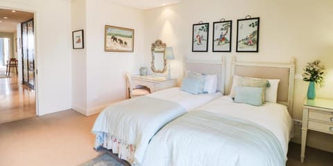 Waterfront Village Apartment in Cape Town