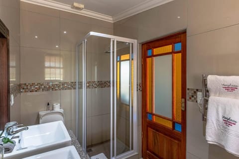 Mooiplaas Guesthouse Bed and Breakfast in Western Cape