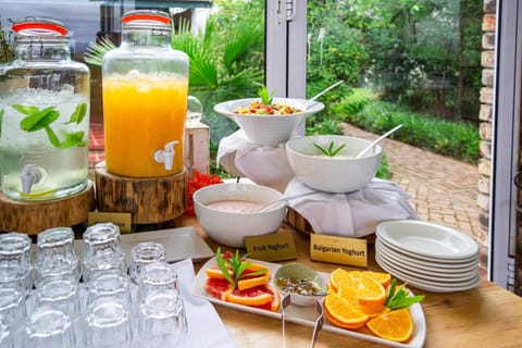 Mooiplaas Guesthouse Bed and Breakfast in Western Cape