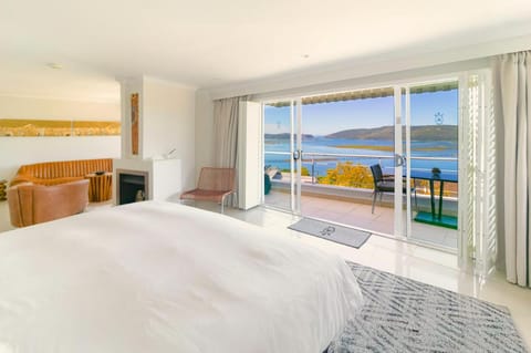 Villa Afrikana Guest Suites by Knysna Paradise Collection Bed and Breakfast in Knysna