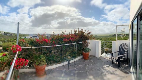 Farr Out Guest House Bed and Breakfast in Western Cape