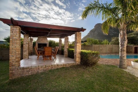 Milkwood Lodge Bed and Breakfast in Hermanus