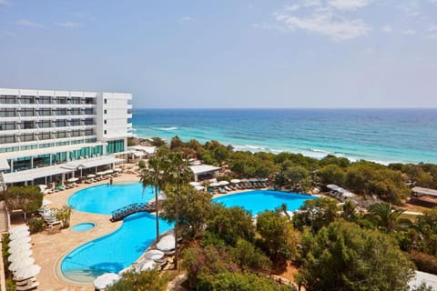 Grecian Bay Resort in Protaras