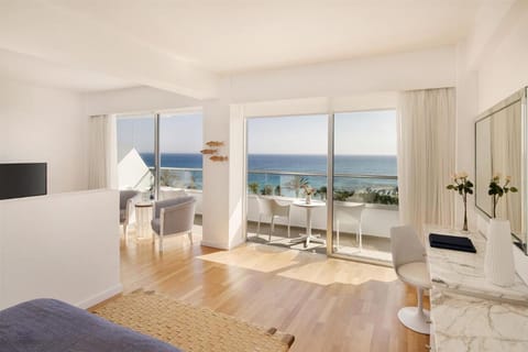 Grecian Sands Hotel Resort in Protaras