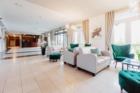 Hotel Fero Express POKOJE KLIMATYZOWANE AC Hotel in Gmina Liszki