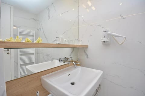 Hotel San Antonio Hotel in Podstrana