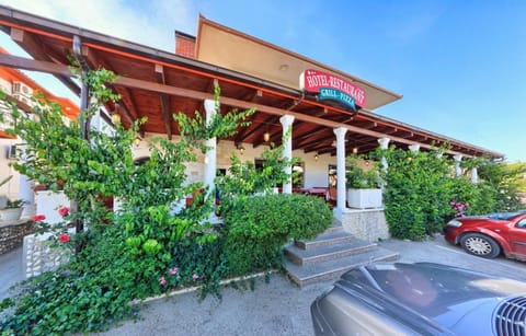 Hotel Trogirski Dvori Hotel in Trogir