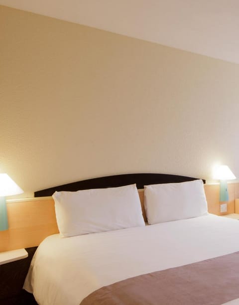 ibis Charleroi Centre Gare Hotel in Charleroi