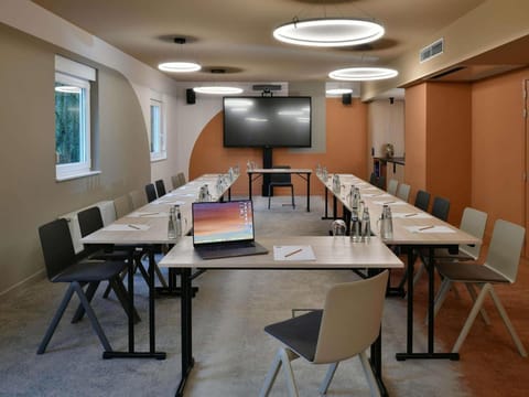 ibis Styles Charleroi Airport Aero 44 Hotel in Charleroi