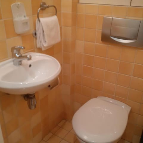 Bridgestreet Champs-Elysées Apartment in Paris