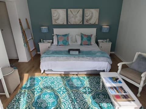 African Breeze Guesthouse Bed and Breakfast in Knysna