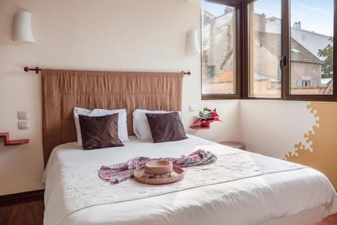 L'HOTEL de CHARTRES Hotel in Chartres