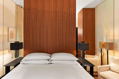 Le Metropolitan a Tribute Portfolio Hotel Paris Hotel in Paris