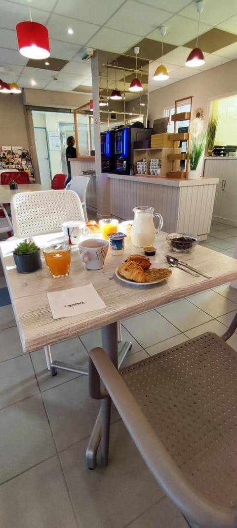 The Originals Access, Hôtel les Iris, Berck-sur-Mer Hotel in Berck