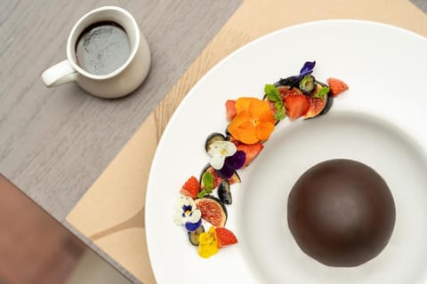 Evergreen Laurel Hotel Hotel in Levallois-Perret