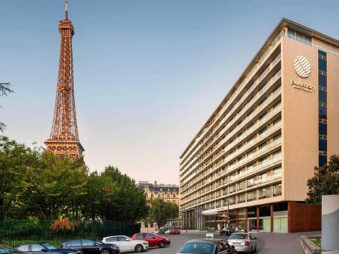 Pullman Paris Tour Eiffel Hotel in Paris