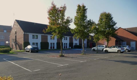 The Originals City, Hotel Le Gayant, Douai (Inter-Hotel) Hotel in Hauts-de-France