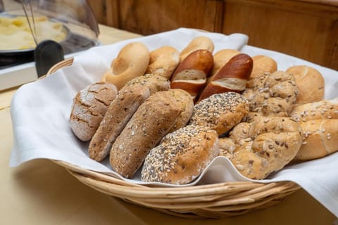 Hotel Heimgartl Bed and Breakfast in Innsbruck