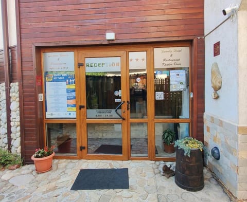 Kralev Dvor Hotel Hotel in Bansko