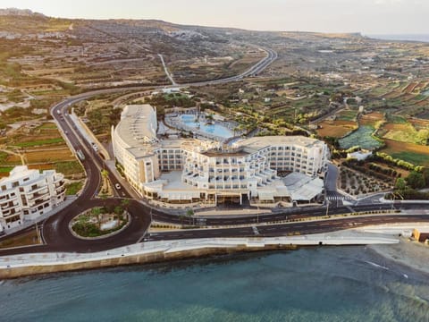 db Seabank Resort + Spa All Inclusive Resort in Malta
