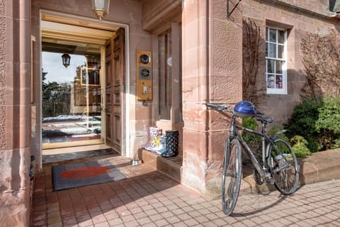 Cringletie House Country House in England