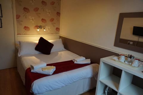 The Boundary Hotel - B&B Bed and Breakfast in Leeds