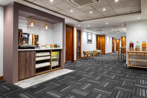 Holiday Inn High Wycombe M40 Jct.4 By IHG Hotel in High Wycombe