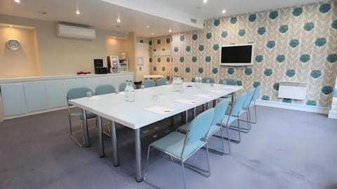 Citrus Hotel Cheltenham by Compass Hospitality Hotel in Cheltenham