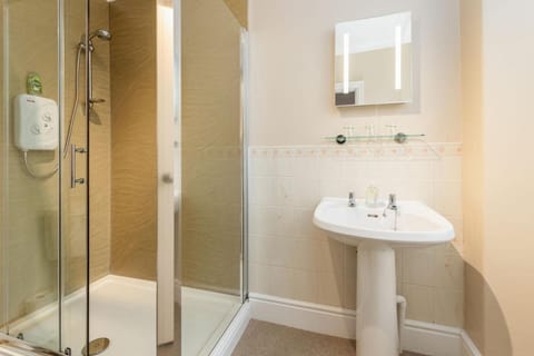 Thornbank House Offering Breakfast and with the use of Free Local Health Club Bed and Breakfast in Bowness-on-Windermere