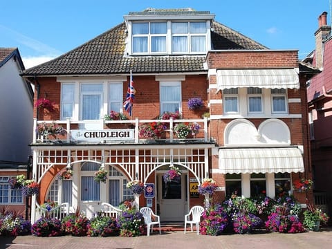 Chudleigh Hotel Hotel in Clacton-on-Sea