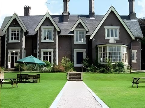 The Hunting Lodge Hotel in Charnwood