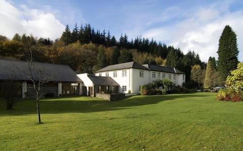 Nant Ddu Lodge Hotel & Spa Hotel in Llanfrynach