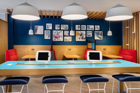 Holiday Inn Express Belfast City Queens Quarter By IHG Hotel in Belfast