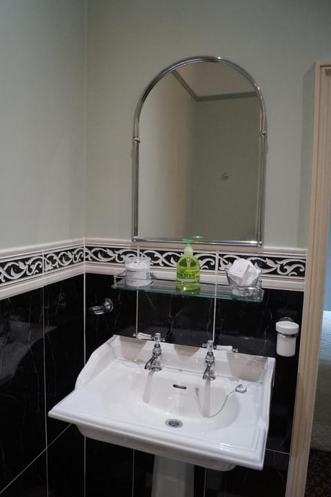 Foundry Masters House Bed and Breakfast in Telford