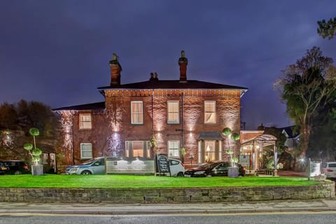 Alexandra Court Hotel Hotel in Congleton