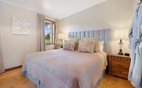 Stonewell Cottages and Vineyards Lodge in Marananga