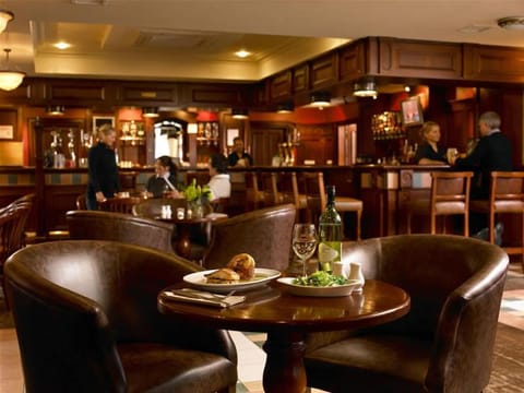 Downings Bay Hotel Hotel in Downings