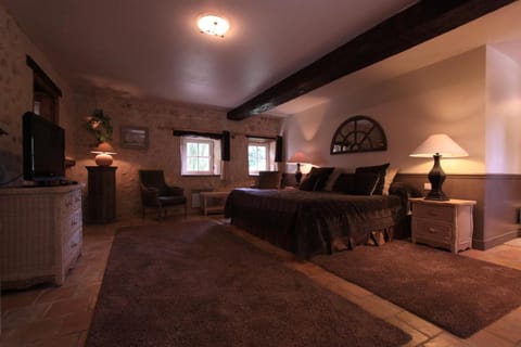 Domaine De Villeray Hotel in Normandy