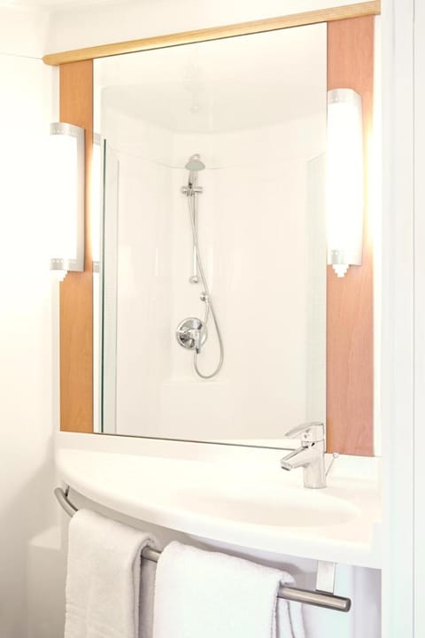 ibis Birmingham International Airport - NEC Hotel in Marston Green