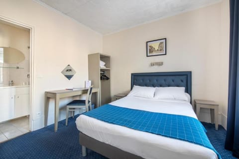 Royal Hotel Versailles Hotel in Versailles