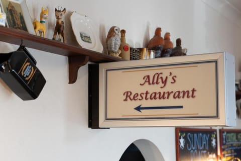 The Famous Star Hotel Moffat Inn in England